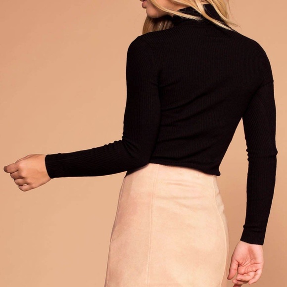 Pink Suede Scalloped Skirt - Picture 2 of 4